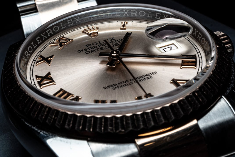 Watches & Jewellery